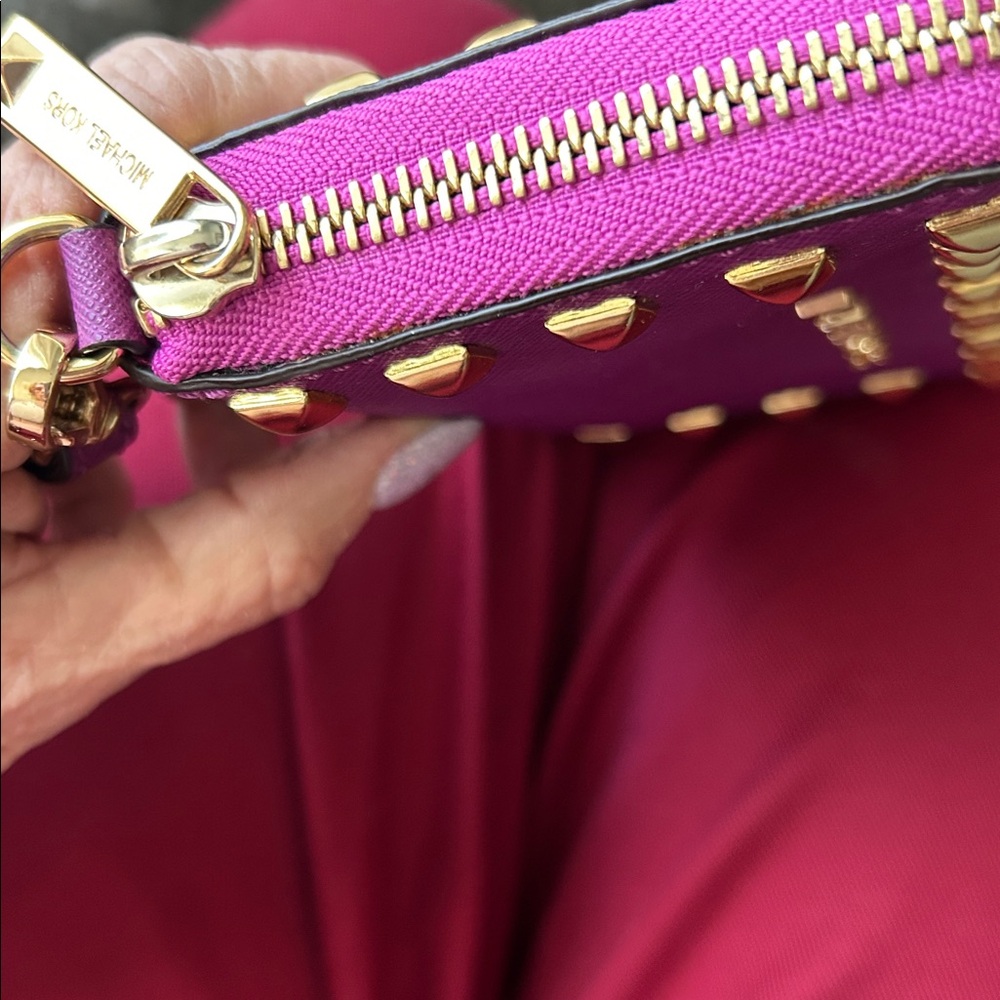 Gorgeous Michael Kors Purple Wristlet with gold studs accents - Picture 4 of 10